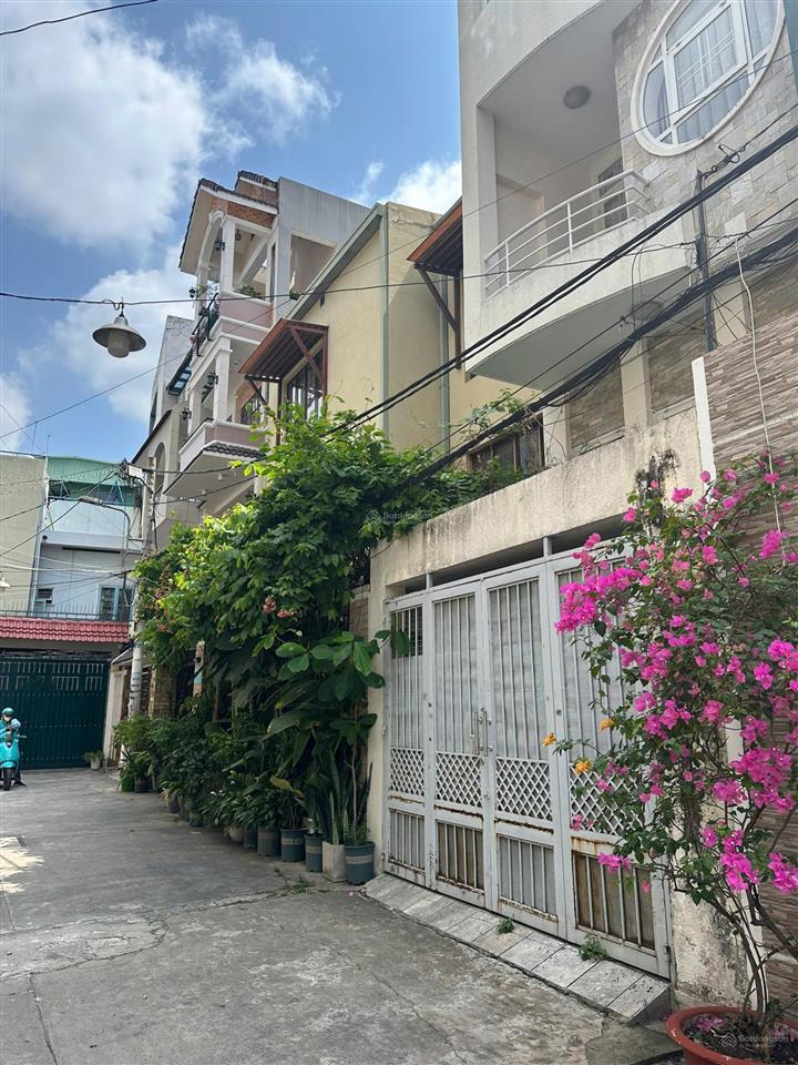 Hàng xóm ca sĩ quang dũng hẻm ôtô huỳnh văn bánh, phú nhuận 4x17 5lầu, kinh doanh tốt, 17 tỷ