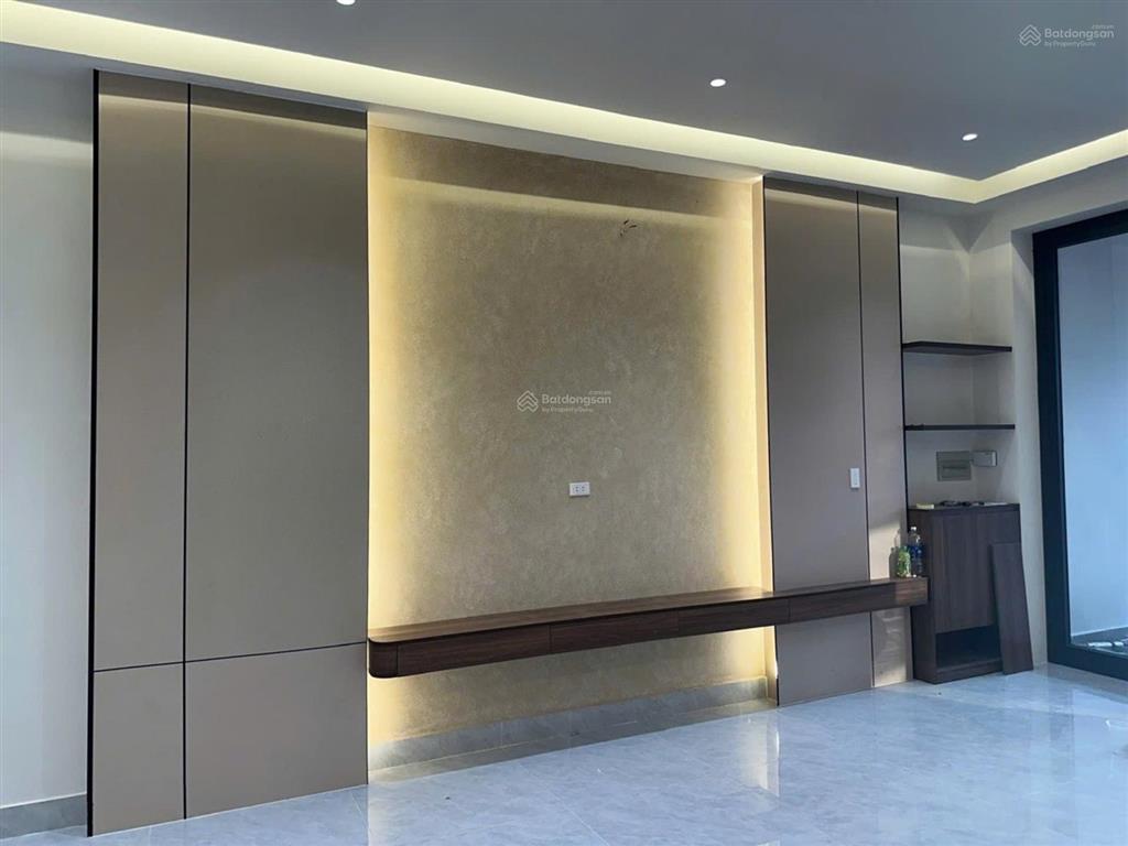 Hiếm bán nhà mặt tiền đào sư tích, 5x23 2 lầu vừa ở vừa kinh doanh kề phú mỹ hưng nhỉnh 8tỷ