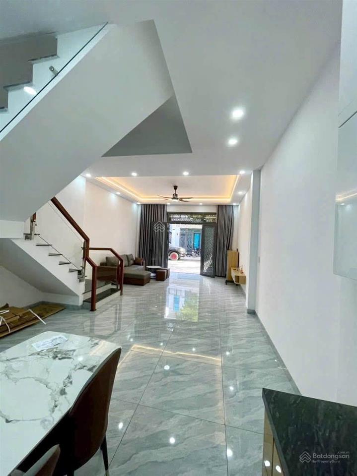 Cho thuê nhà 1 trệt 2 lầu 4 phòng ngủ full nội thất phường an phú, thành phố thuận an, bình dương