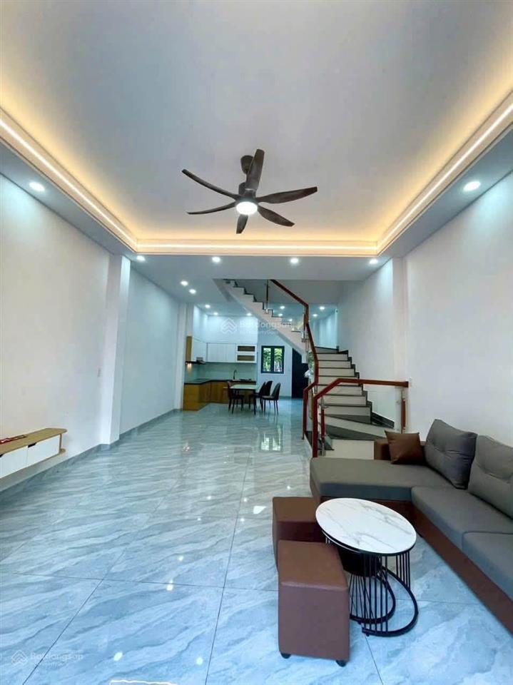 Cho thuê nhà 1 trệt 2 lầu 4 phòng ngủ full nội thất phường an phú, thành phố thuận an, bình dương