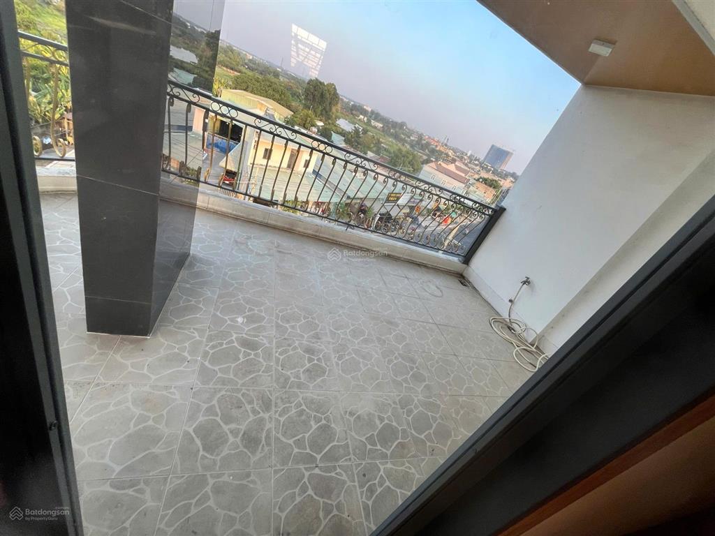 Cho thuê mặt bằng kinh doanh 2 mặt tiền siêu vip tân bình  dĩ an  bd 1 trệt 2 lầu có 5 phòng
