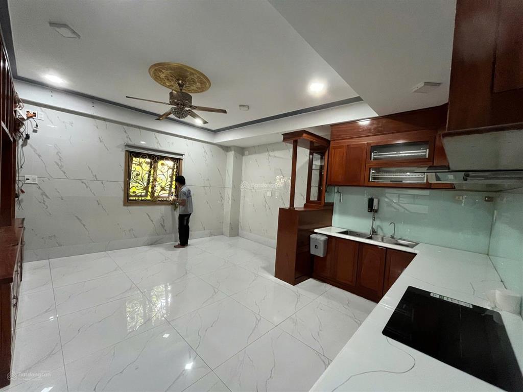 Cho thuê mặt bằng kinh doanh 2 mặt tiền siêu vip tân bình  dĩ an  bd 1 trệt 2 lầu có 5 phòng