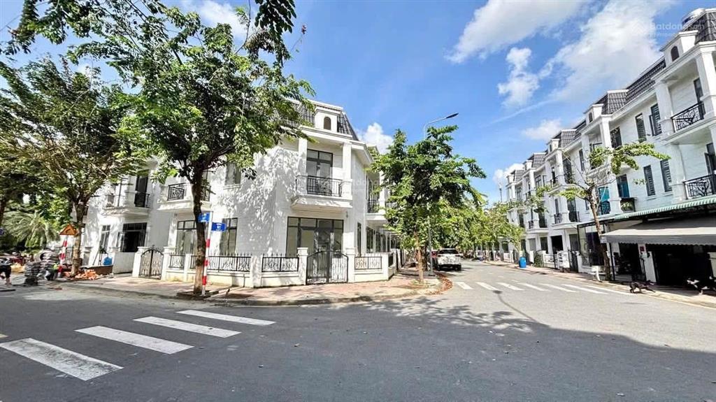 Cho thuê nhà kdc cao cấp tân phước khánh 2 phòng ngủ giá 7.5 tr/tháng