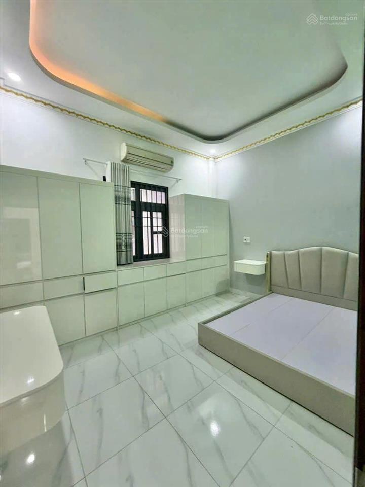 Cho thuê nhà nguyên căn kdc cao cấp gần ngã tư miếu ông cù, giá 11 tr/tháng