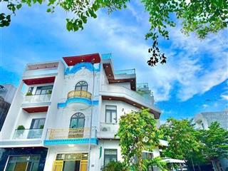Cho thuê nhà nguyên căn kdc cao cấp gần ngã tư miếu ông cù, giá 11 tr/tháng