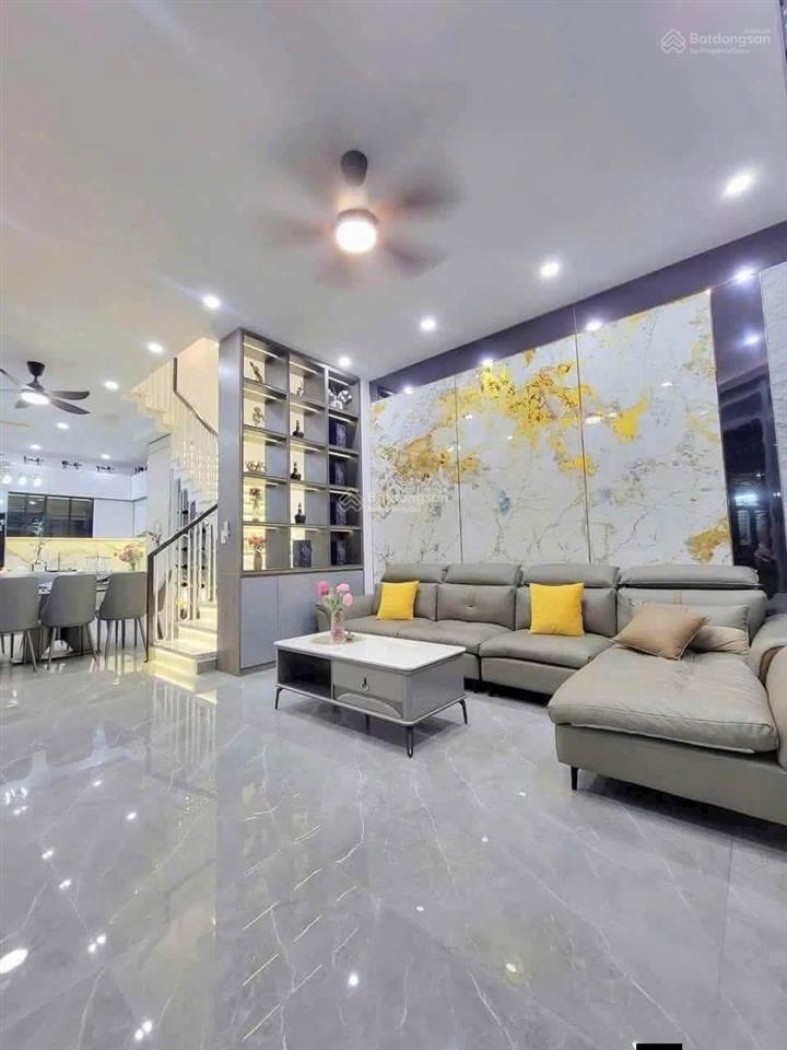 Cho thuê nhà góc 2 mặt tiền kdc cao cấp bình chuẩn giá 15 tr/tháng