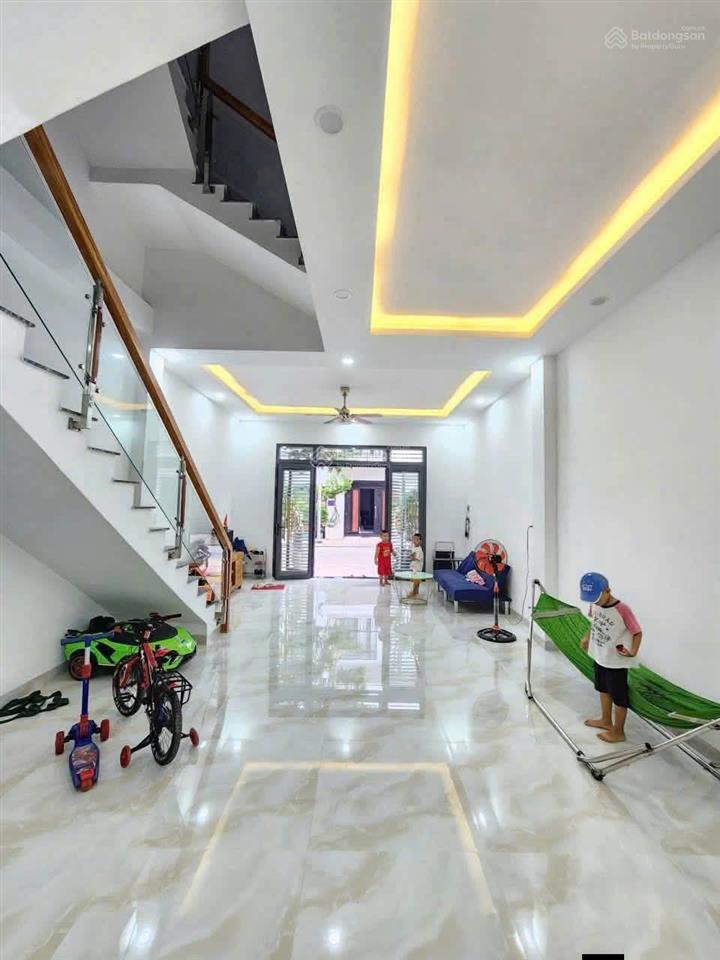 Cho thuê nhà an phú có 4 phòng ngủ full nội thất giá 10 tr/tháng