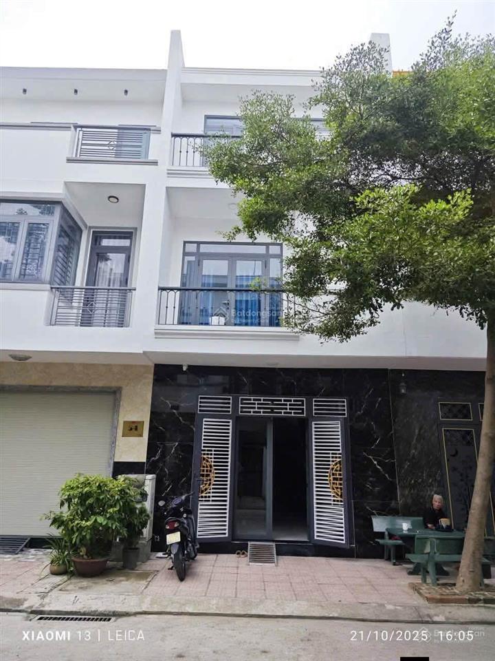 Cho thuê nhà an phú có 4 phòng ngủ full nội thất giá 10 tr/tháng
