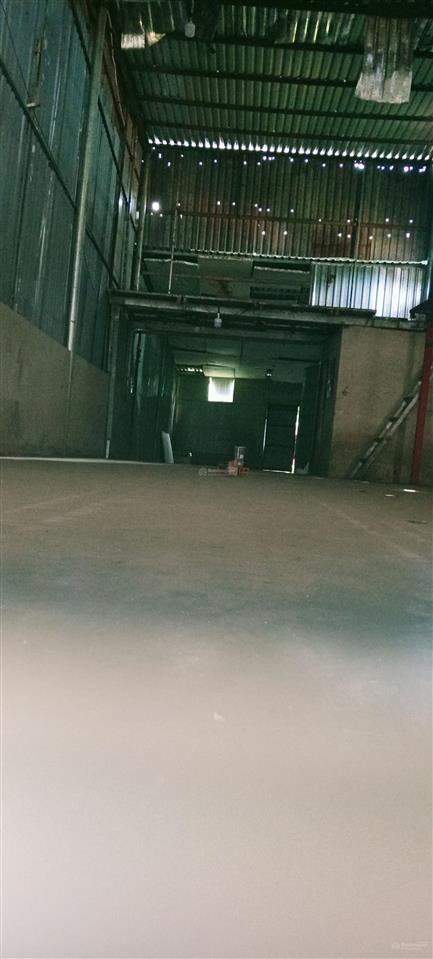 Cho thuê 200m2 kho tân phước khánh giá 7 triệu có thương lượng