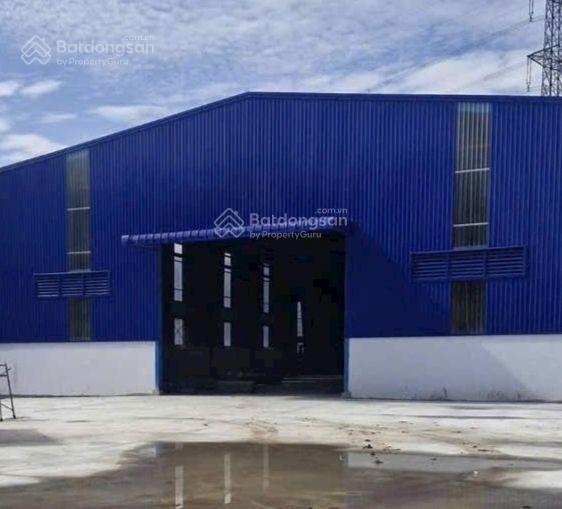 Cho thuê 1120m2 có 800m2 xưởng cao ráo, có văn phòng, điện 3 pha giá chỉ 45 tr/tháng