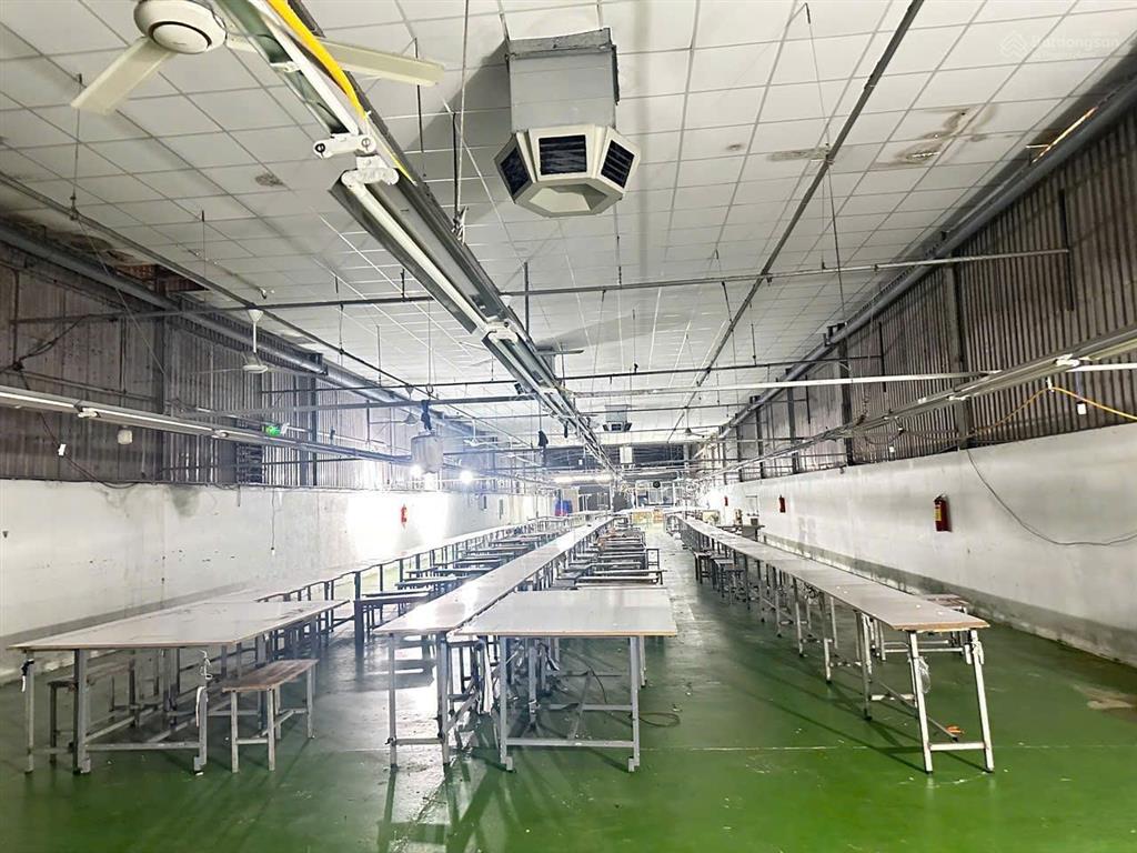 Cho thuê 1500m2 xưởng thuận giao giá chỉ 40 tr/ tháng có điện 3 pha