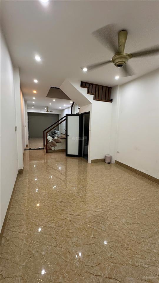 Bán nhà riêng view đẹp tại nguyễn sơn, long biên, hà nội, 15 tỷ, 50 m2,oto vào nhà , cạnh đoàn bay.