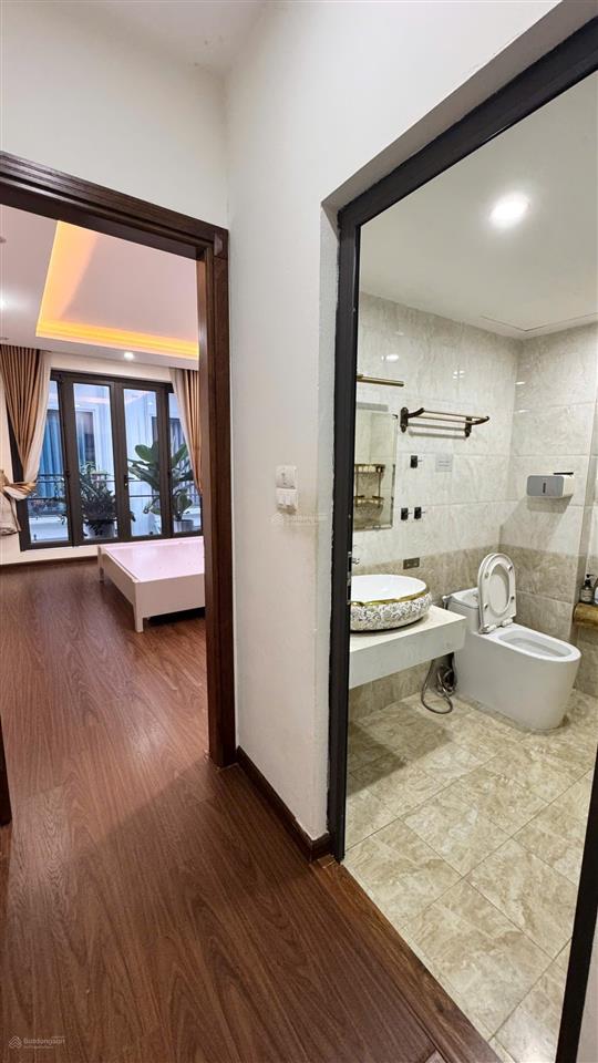 Bán nhà riêng view đẹp tại nguyễn sơn, long biên, hà nội, 15 tỷ, 50 m2,oto vào nhà , cạnh đoàn bay.