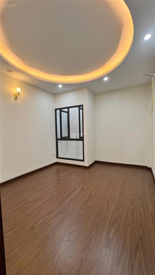 Bán nhà riêng view đẹp tại nguyễn sơn, long biên, hà nội, 15 tỷ, 50 m2,oto vào nhà , cạnh đoàn bay.