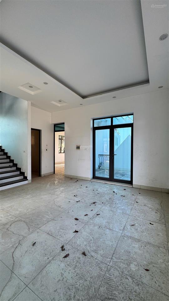 Bán biệt thự 300m2 full sổ đỏ, chỉ 60tr/m2 tại xã cổ loa, huyện đông anh, hà nội, cạnh vin cổ loa