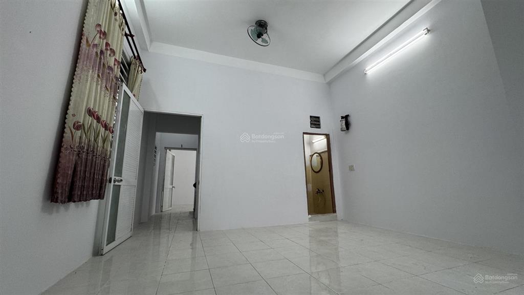 Bán nhà mtkd thông. căn góc dt 4,5x20m giá 8 tỷ tl