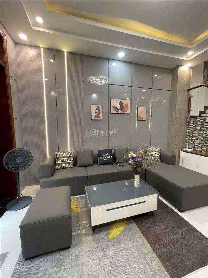 Nhà tx38. 55m² full nội thất giá 5,9 tỷ