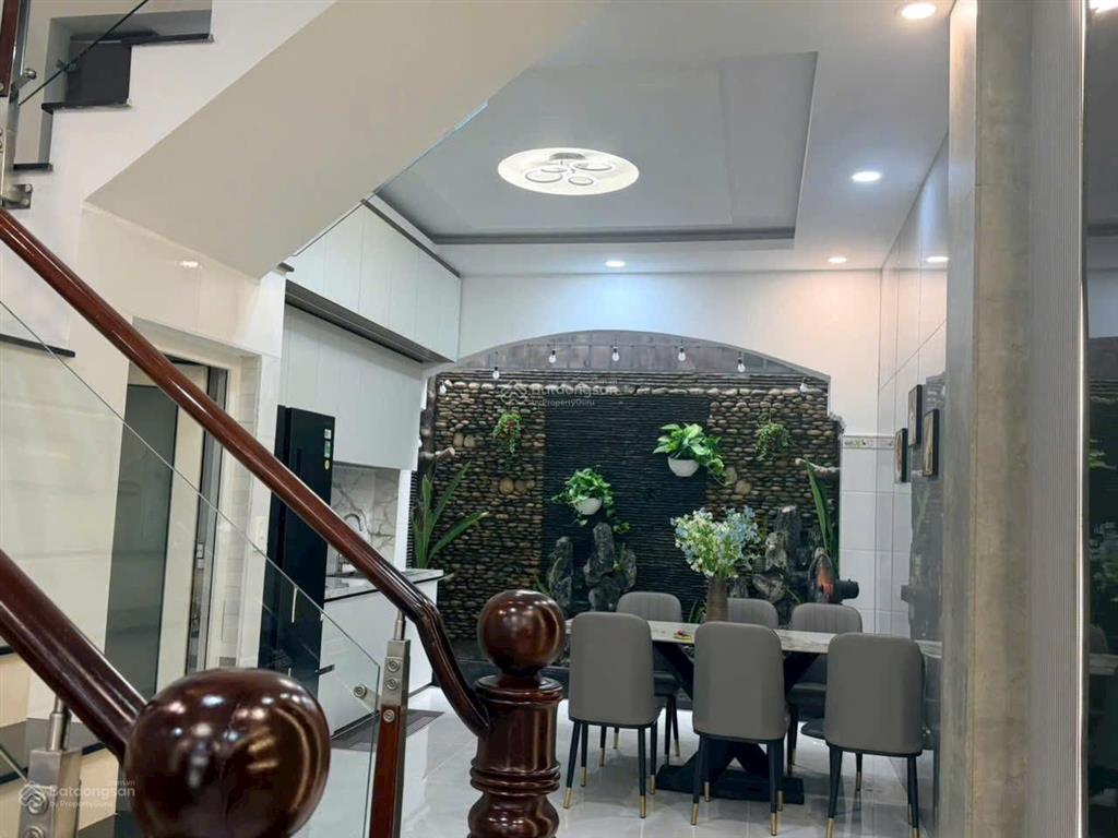 Nhà tx38. 55m² full nội thất giá 5,9 tỷ