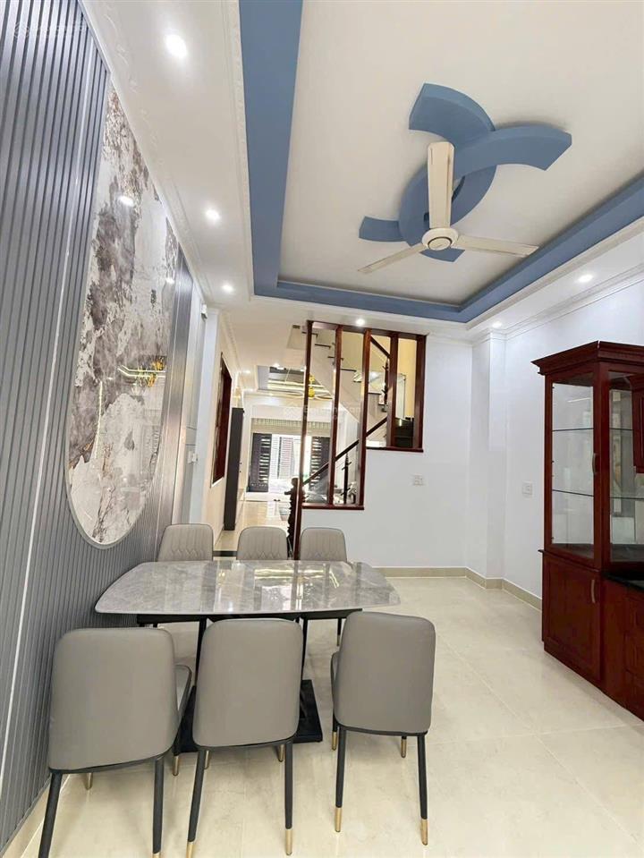 Nhà đẹp vị trí đẹp. 5,7 tỷ 64m²