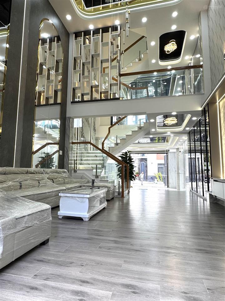 Cực vip! nhanh mới kịp, 5x18m, đường 10m giá 6,7 tỷ bán nhanh