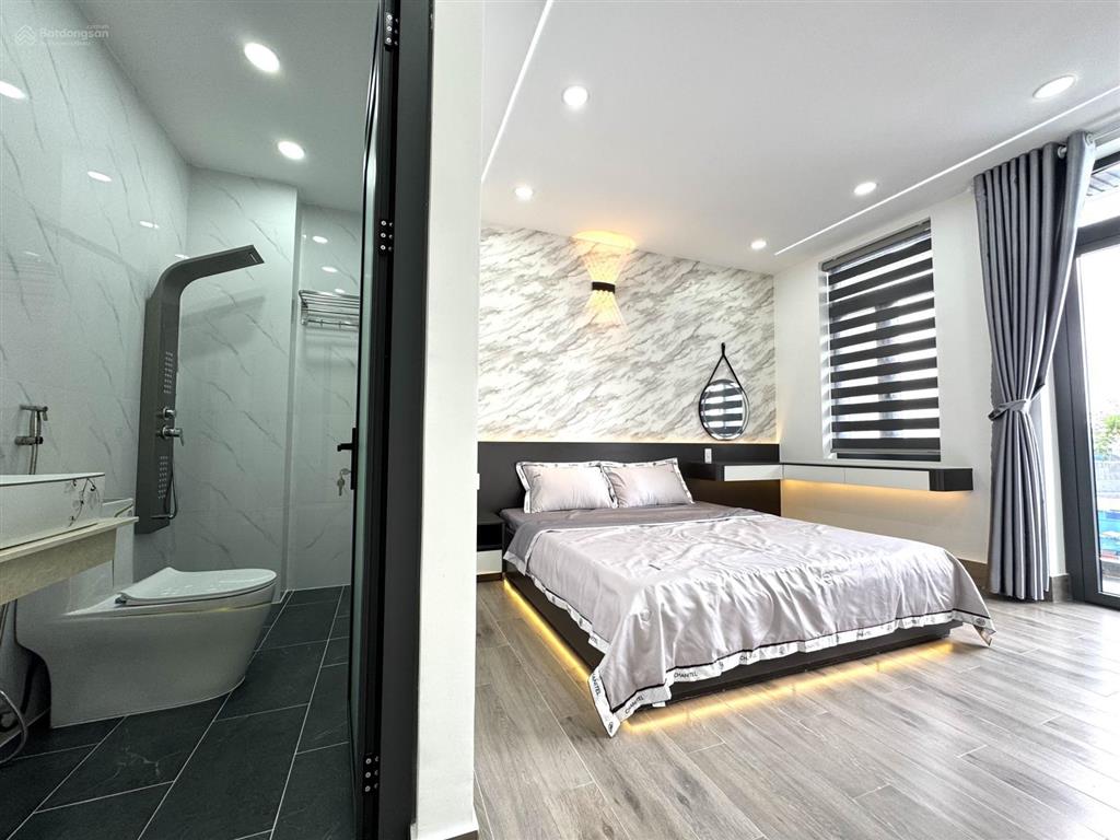 Cực vip! nhanh mới kịp, 5x18m, đường 10m giá 6,7 tỷ bán nhanh