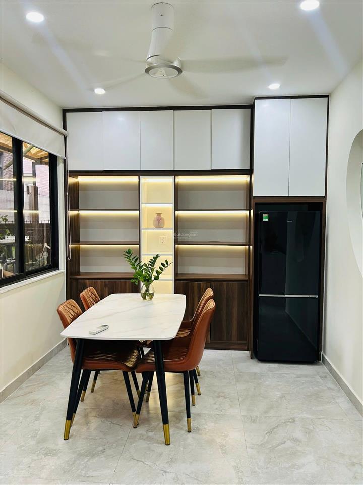Cho thuê nr 3pn, 3wc, 90m2 tại 109 h11, khu đô thị waterpoint, 10 triệu vnd