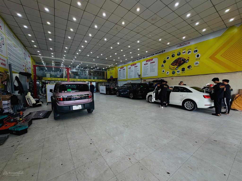 Chuyển nhượng mặt bằng kinh doanh 500m mặt tiền 12m hoàng quốc việt