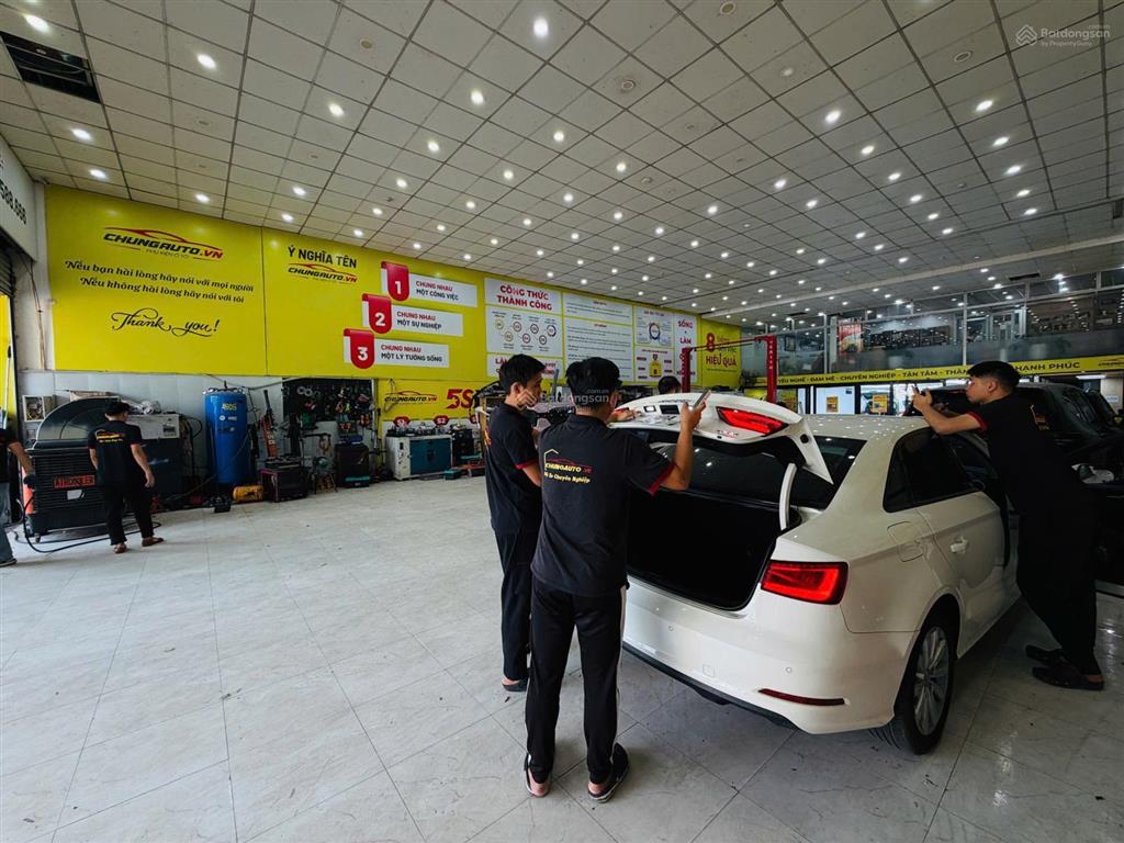 Chuyển nhượng mặt bằng kinh doanh 500m mặt tiền 12m hoàng quốc việt