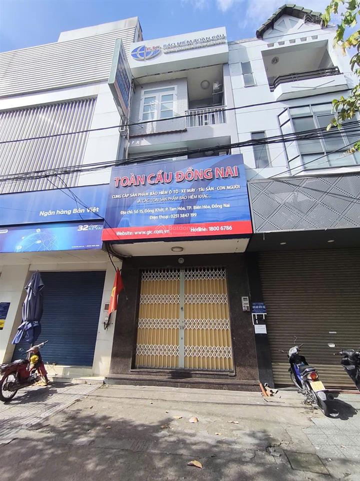 Chính chủ cần bán nhà 3 tầng mặt tiền đường đồng khởi cách bv biên hòa 50mgiá 16tỷ có thương lượng