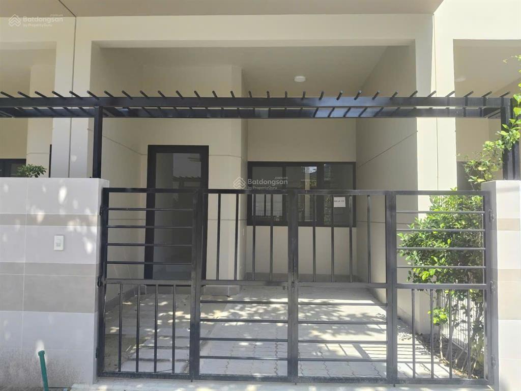 Chính chủ định cư nước ngoài cần bán nhà jhome view công viênlkc3 nhận nhà mới 100%, đã có sổ.