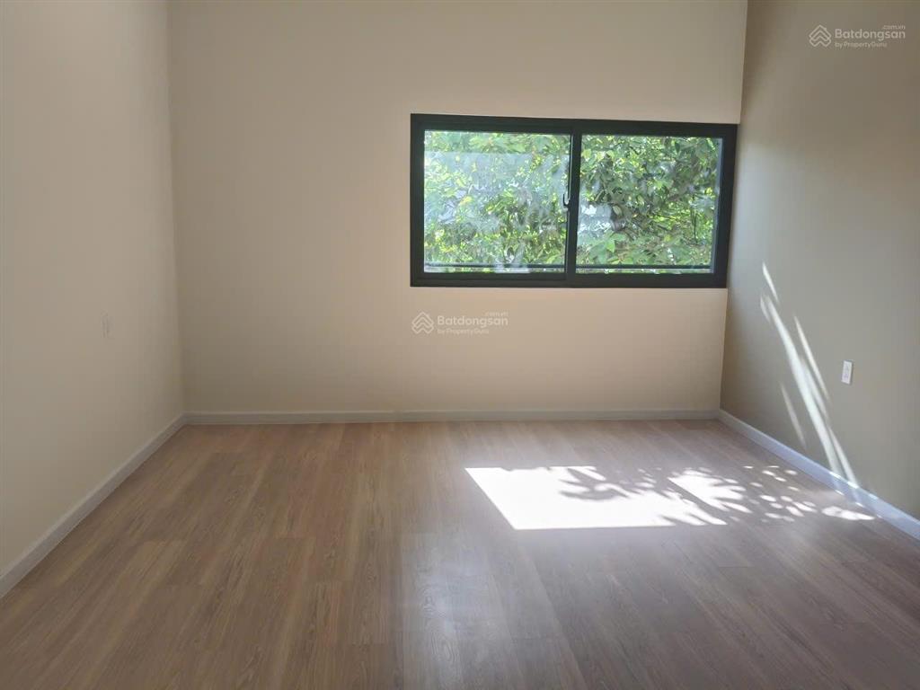 Chính chủ định cư nước ngoài cần bán nhà jhome view công viênlkc3 nhận nhà mới 100%, đã có sổ.