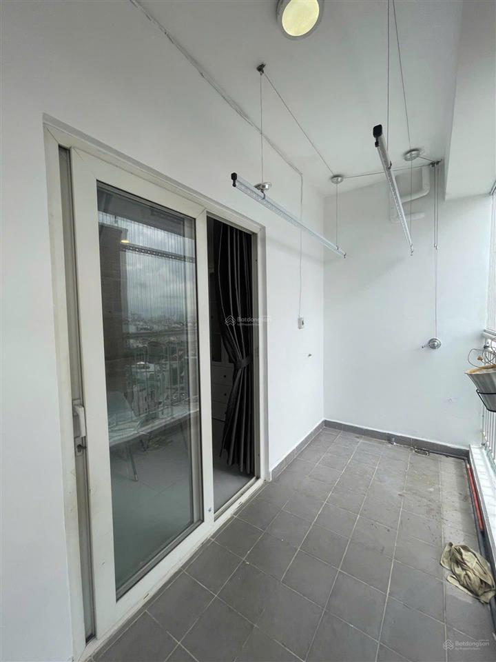 Bán căn hộ 8x đầm sen  1pn 1wc  giá 2,8 tỷ có thương lượng  nhà trống  sổ sẵn công chứng ngay