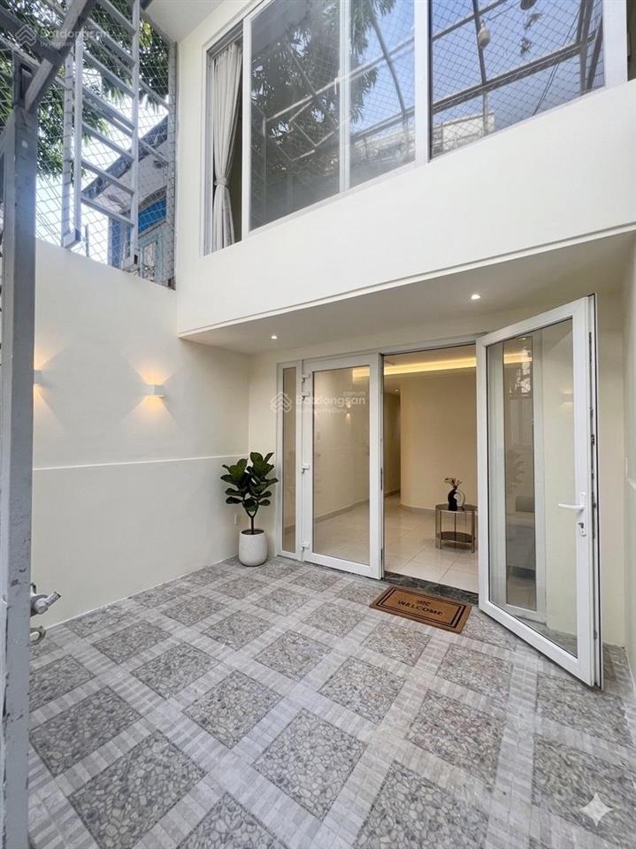 Cho thuê nr 4pn, 2wc, 90m2 tại 737/1/8 lạc long quân, 14 triệu vnd