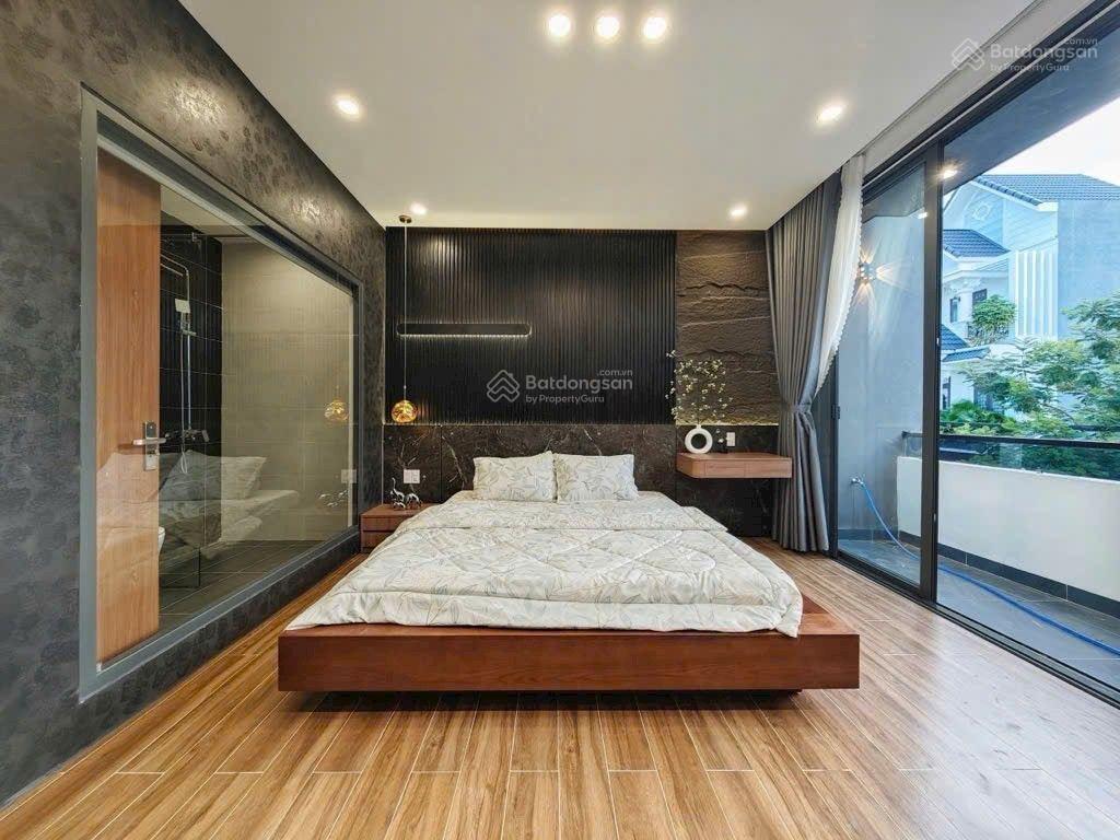Bán bt 200m2 tại khu đt việt hưng, giá 52.9tỷ vnd, view đẹp, nhiều tiện ích, rẻ nhất việt hưng.