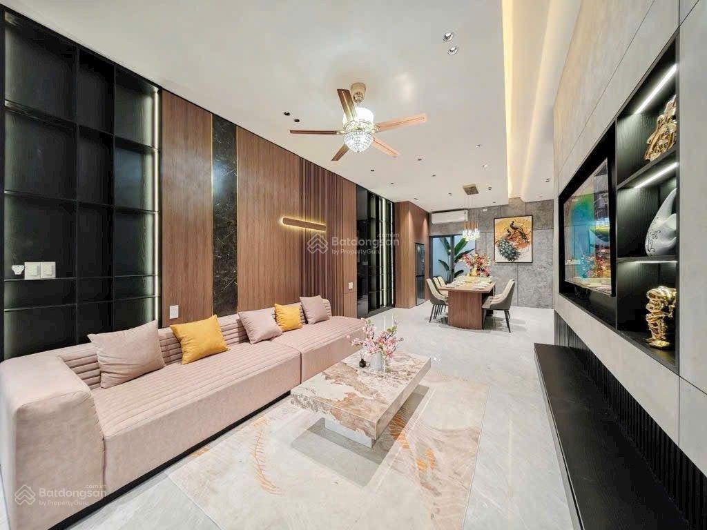 Bán bt 200m2 tại khu đt việt hưng, giá 52.9tỷ vnd, view đẹp, nhiều tiện ích, rẻ nhất việt hưng.