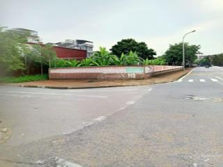 Bán đất đấu giá việt hưng, giá chỉ 220tr/m2, cả phố làm showroom ô tô, kinh doanh sầm uất, dt 320m2