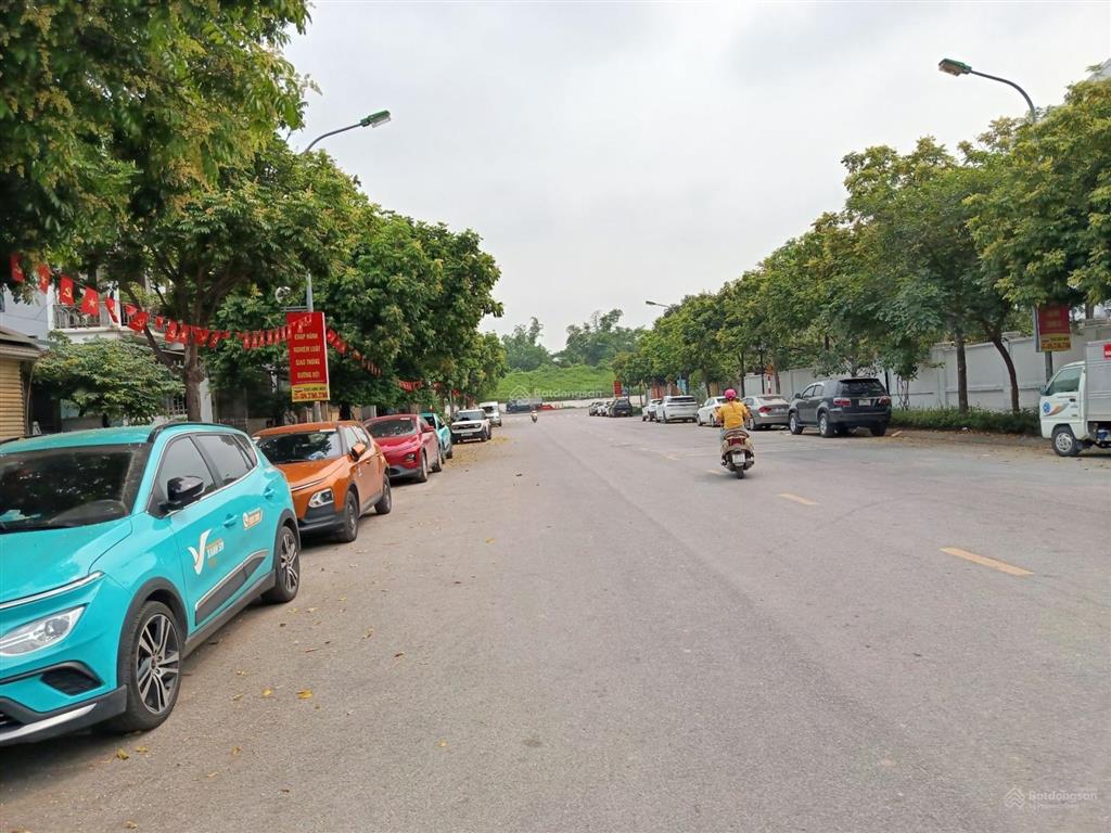Bán đất tại phúc lợi, 8.99 tỷ, đa tiện ích, gần rất nhiều trường học, hàng xóm vinhomes riverside