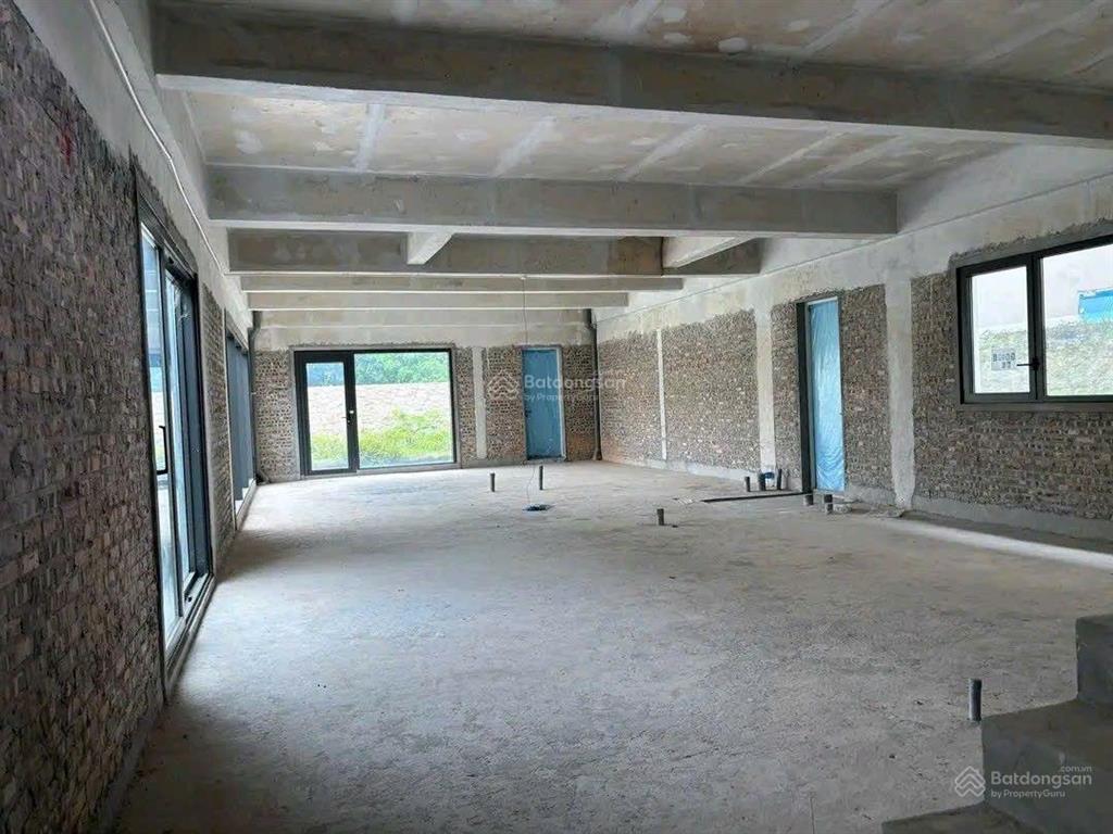 Biệt thự villa sang đẹp đẳng cấp tại sân golf vân trì đông anh ! tinh hoa đẳng cấp nhất hà nội !