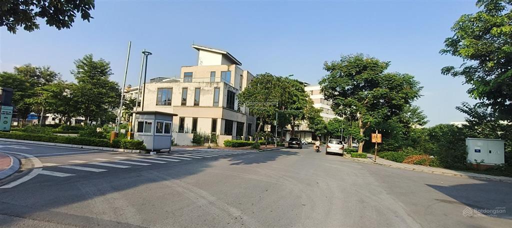 Bán bt lan viên villa, đặng xá, 155 triệu / m2, 344 m2, lô góc, 3 mặt đg, view vườn hoa, nhà thô.