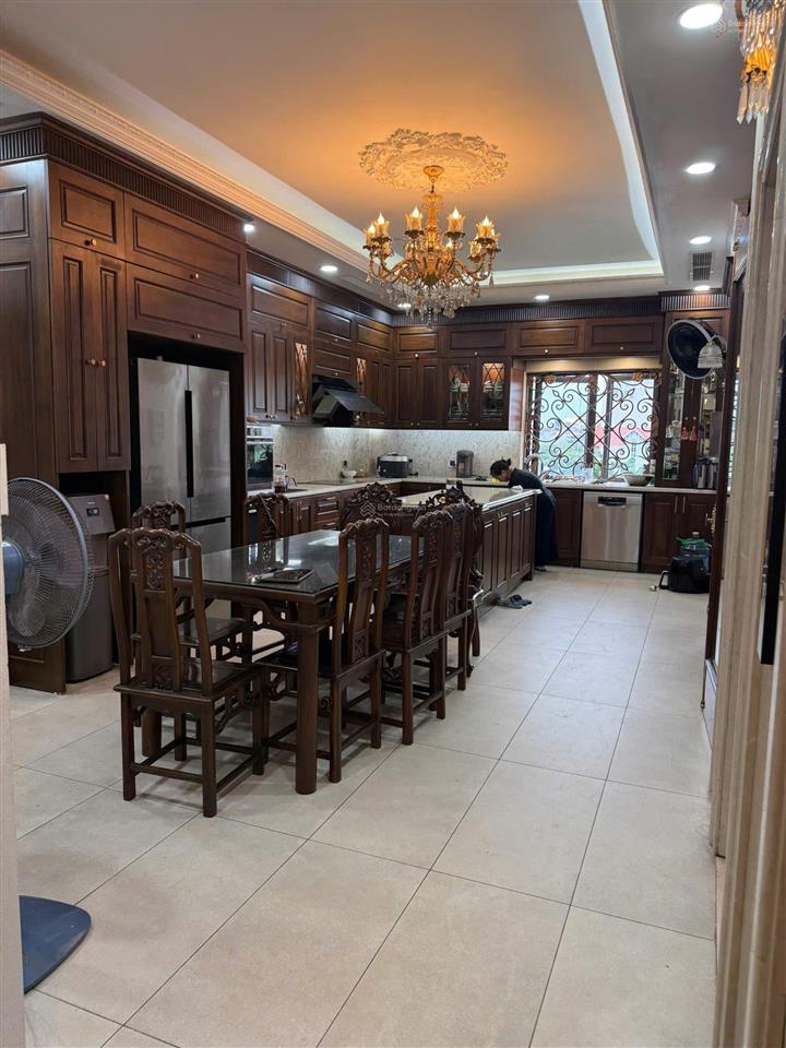 Bán nhà mặt phố ngô gia tự, 62,5 tỷ, 118m2, 7 tầng, chính chủ, đẹp xuất sắc