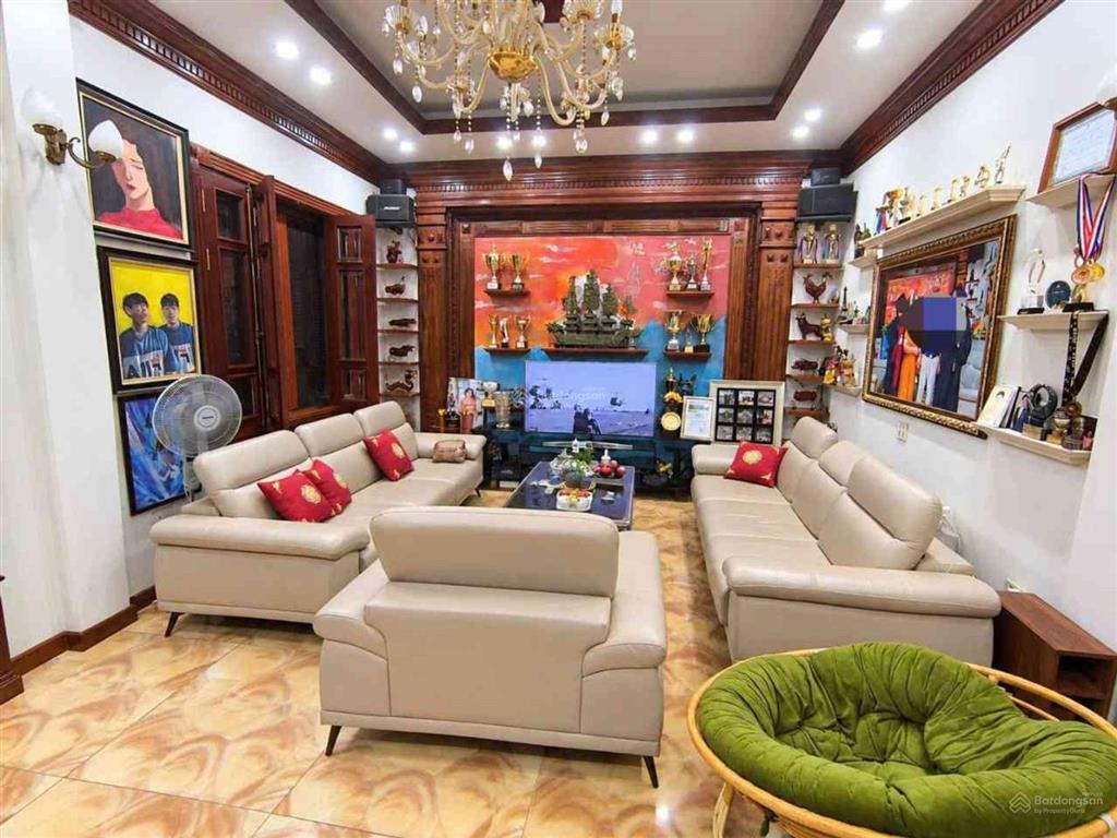 Bán biệt thự song lập việt hưng, 178m2, view vườn hoa lưu khánh đàm.