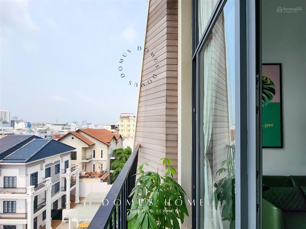 Căn hộ ban công ở 142 nguyễn thị thập q7, hồ bơi sân thượng, gần lotte mart, pmh