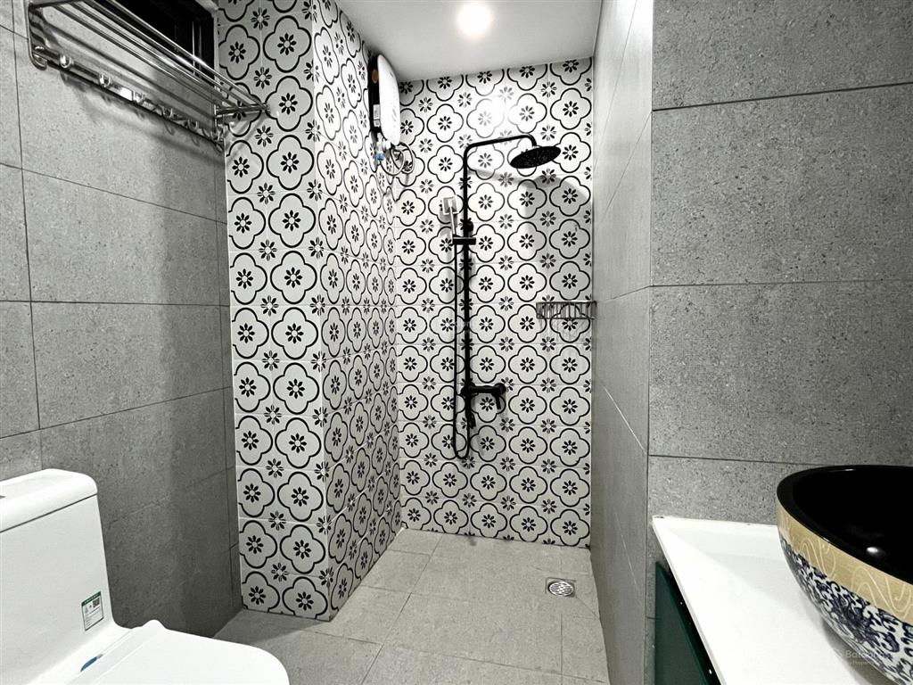 Căn hộ ban công ở 142 nguyễn thị thập q7, hồ bơi sân thượng, gần lotte mart, pmh
