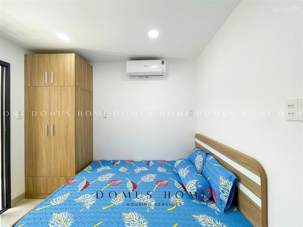 Phòng ban công tách bếp, full nội thất, máy giặt riêng. nhà mới xây 100%