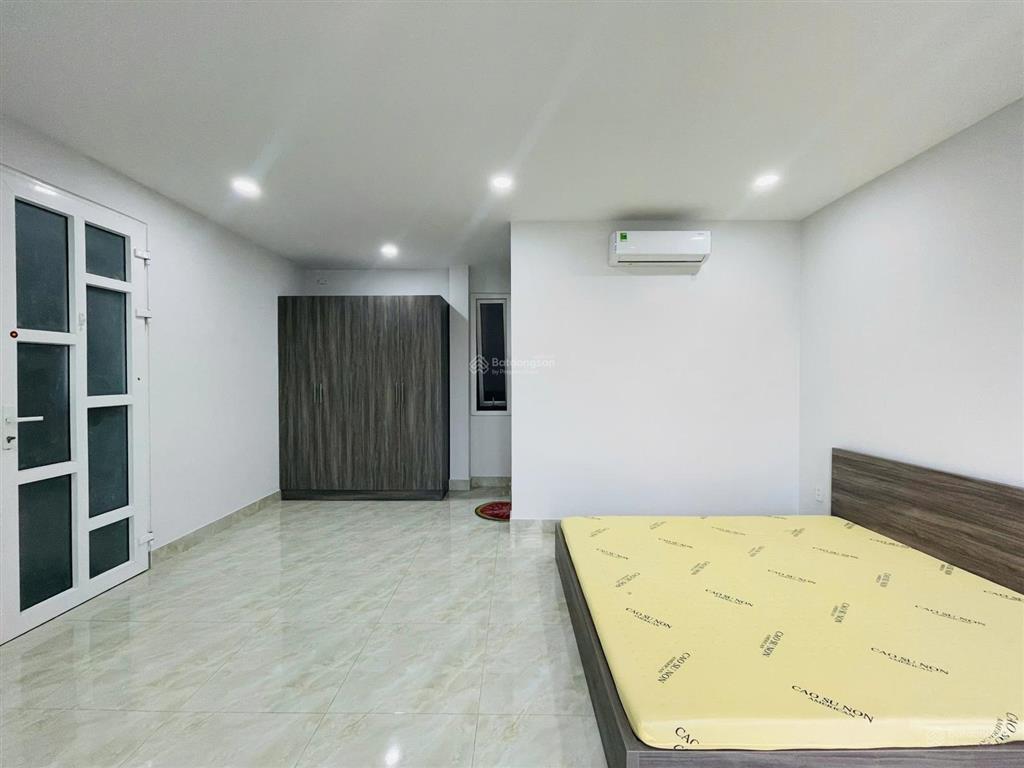 Studio tách bếp 36m2 full nội thất, nhà mới ở 91 hòa hưng