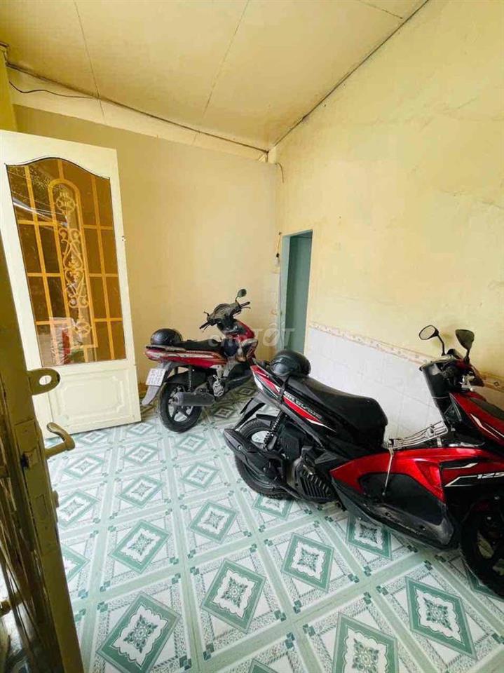 CHO THUÊ NHÀ NGUYÊN CĂN HOÀI THANH ,SÁT MẶT TIỀN
