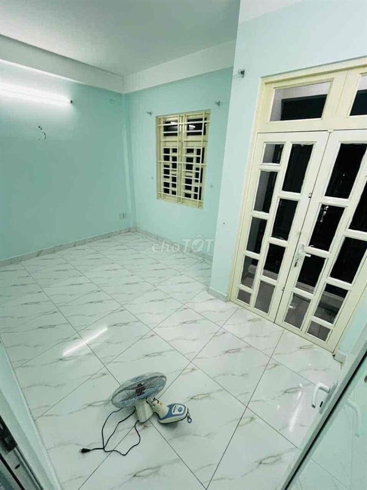 CHO THUÊ NHÀ NGUYÊN CĂN PHẠM THẾ HIỂN -SÁT MẶT TIỀN -VÀO Ở NGAY
