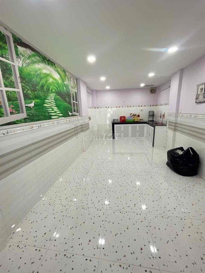 CHO THUÊ NHÀ NGUYÊN CĂN HOÀI THANH-VÀO Ở NGAY-SÁT MẶT TIỀN