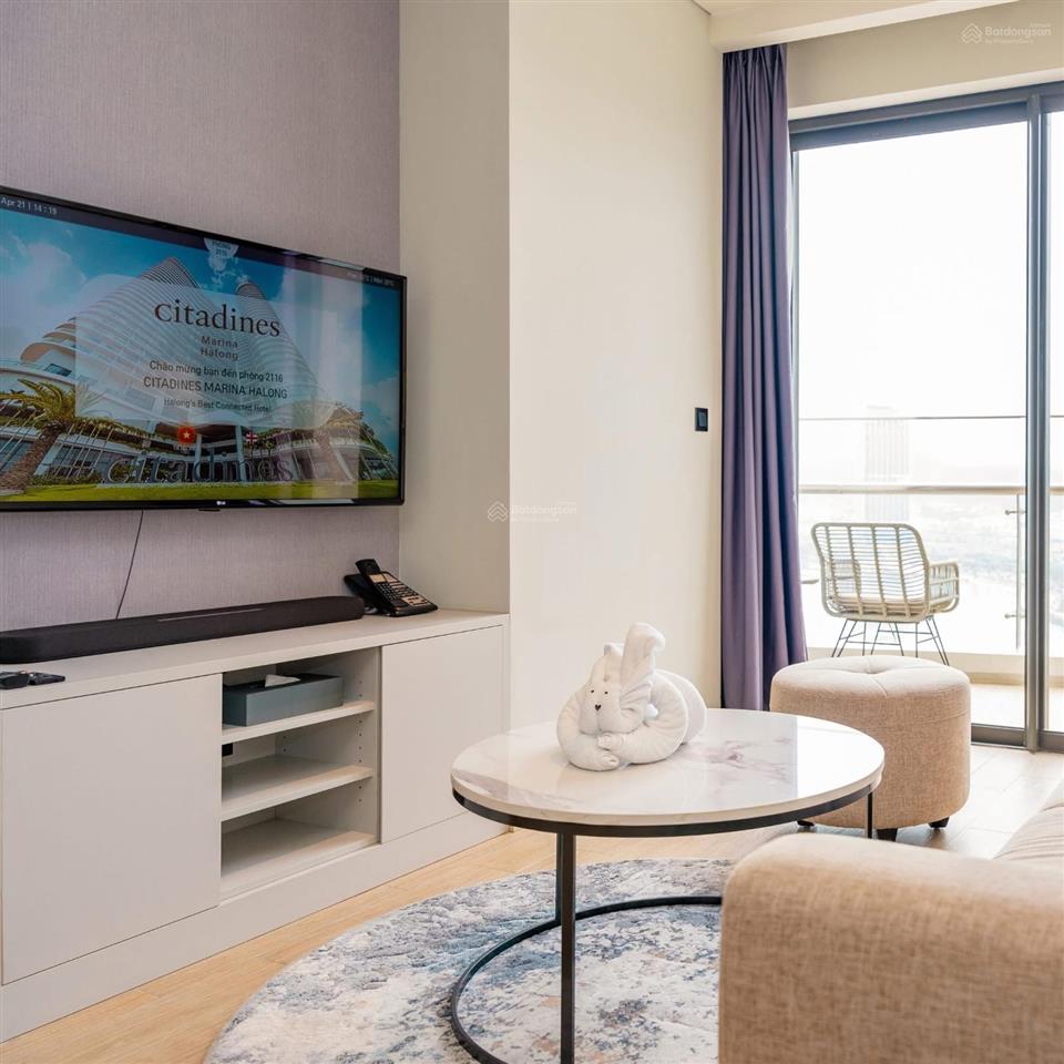 Bán căn chung cư "citadines hạ long" view biển, tại trung tâm bãi cháy sổ đỏ, tặng full nội thất 5*