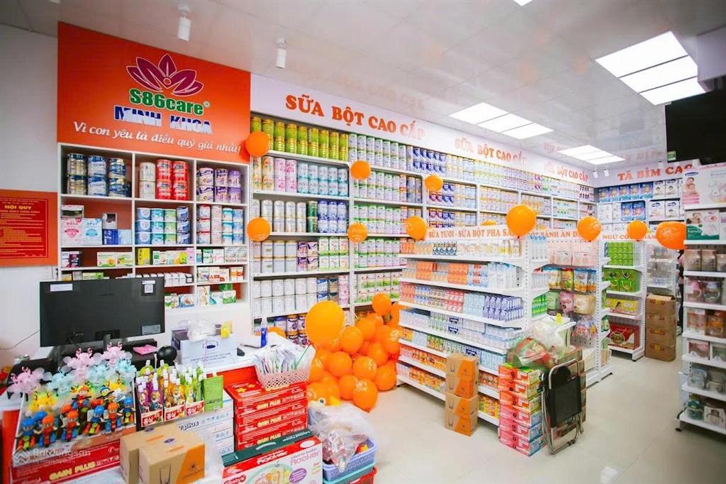 Bán nhà 2 tầng mặt đường ql18, trung tâm phường hà tu  tp quảng ninh. giá bán 9 tỷ